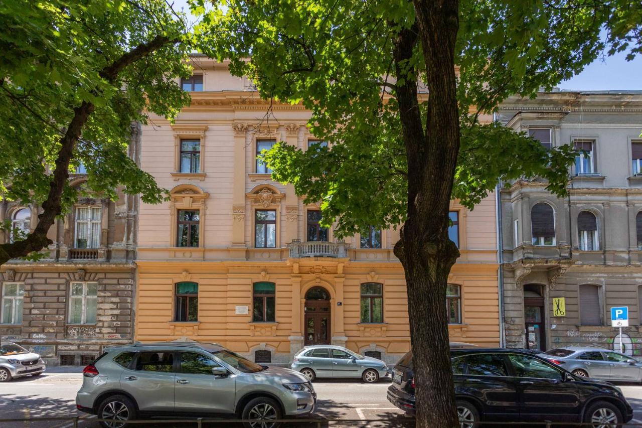 Cozy And Bright 1Bdr Apartment In The City Center! Zagreb Extérieur photo