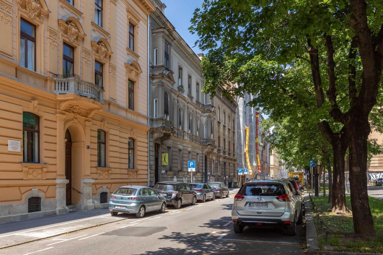 Cozy And Bright 1Bdr Apartment In The City Center! Zagreb Extérieur photo